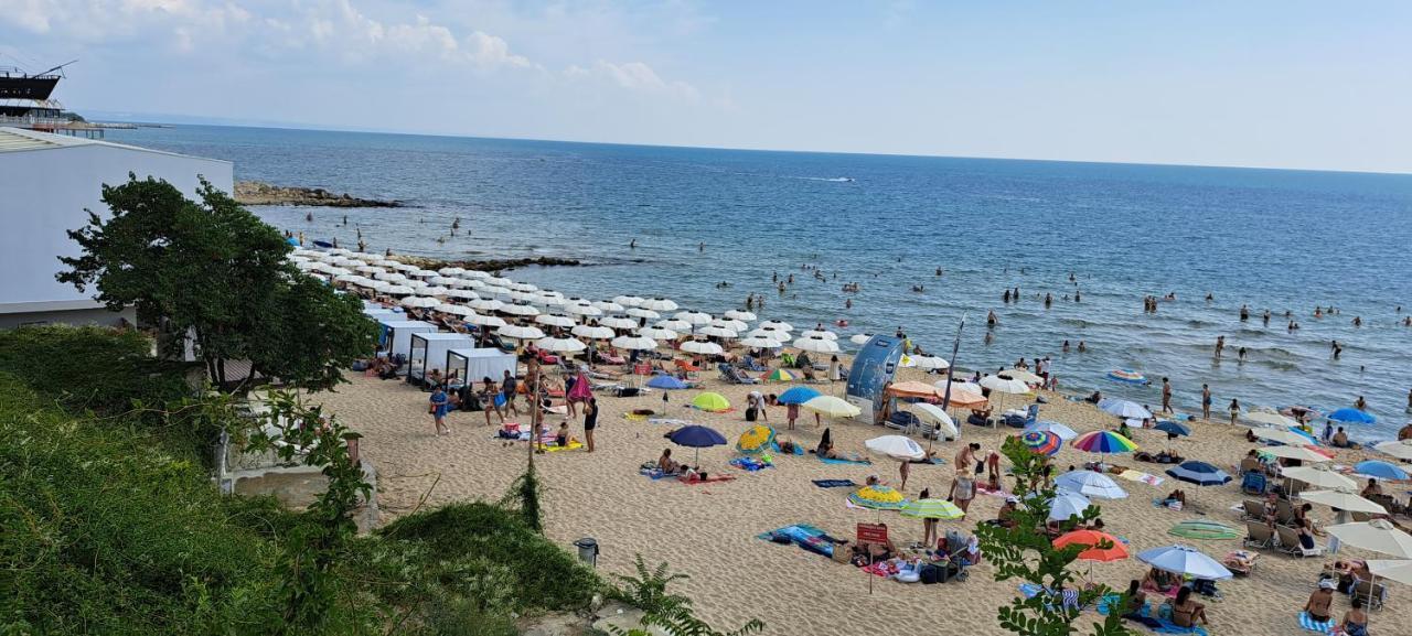 Private In Saint Elena