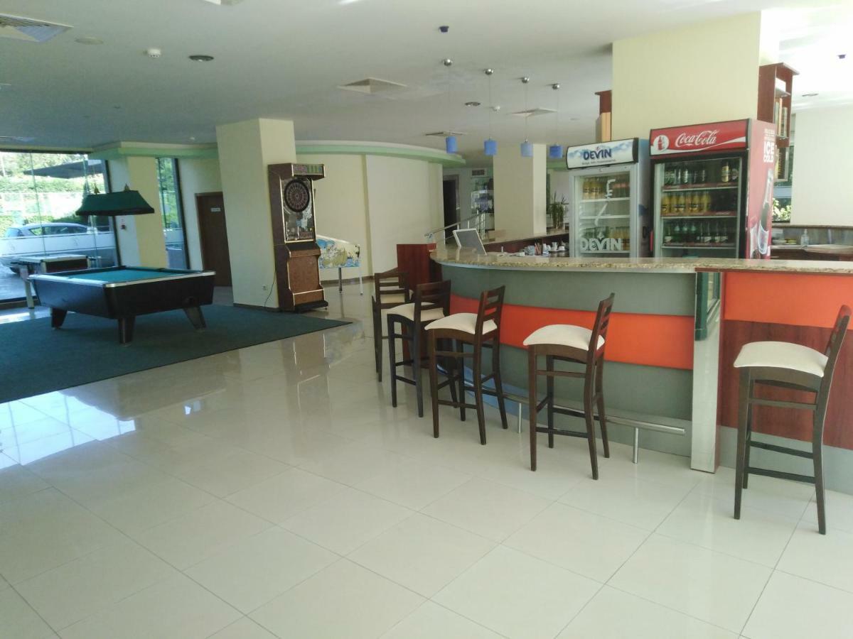 Private In Saint Elena