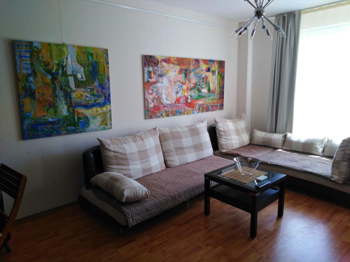 Private In Saint Elena *